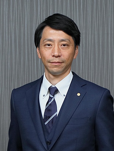 執行役員<br />
セールス＆マーケティング統括副本部長 大谷 富士顕